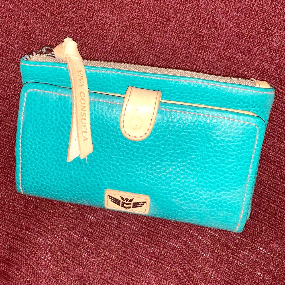 Consuela Wallet